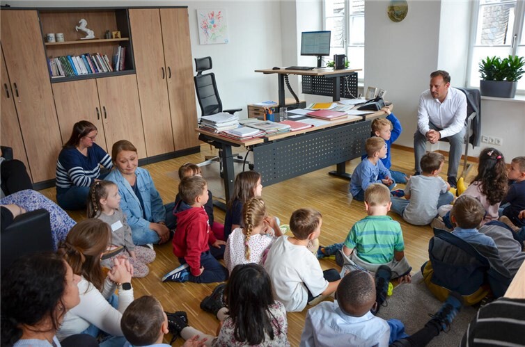 Spielerisch Demokratie erleben.  Foto:Verena Weyl