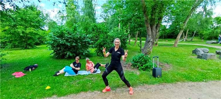 Initiative „Land in Bewegung“ soll gesunde Lebensweise fördern Spielerisch-sportliche Aktivitäten wurden in einem naturbelassenen Park angeboten. Foto: privat