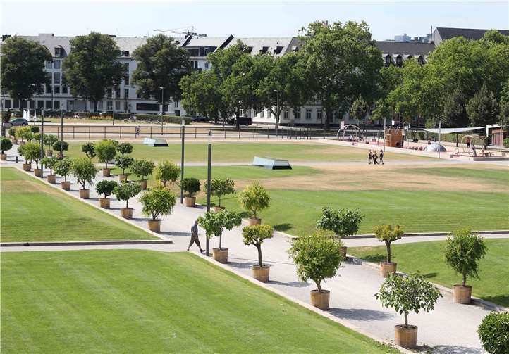 Spielplatz im Schlosspark in Koblenz.privat
