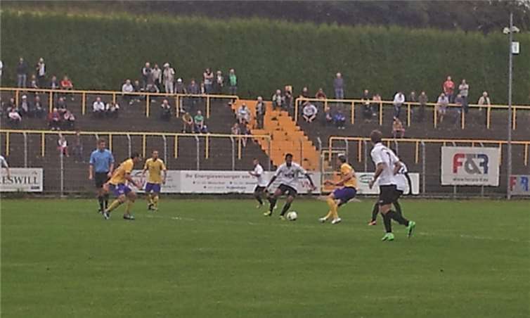 Spielszene: Borussia Neunkirchen - SpVgg Burgbrohl. privat