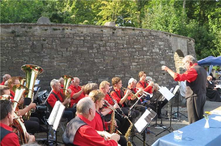 Spielten auf - die Berkumer Dorfmusikanten.Fotos: Gemeinde Wachtberg/mm
