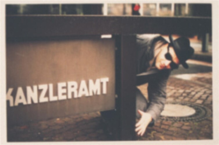 Spion vorm Kanzleramt