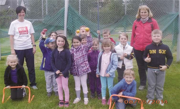 Sport zum Anfassen und Mitmachen erlebten die Kinder aus der Kita St. Peter.privat