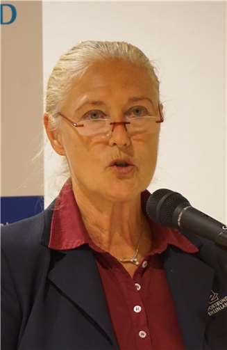 Sportbund Präsidentin Monika Sauer kündigte den Vereinen höhere Beiträge an.