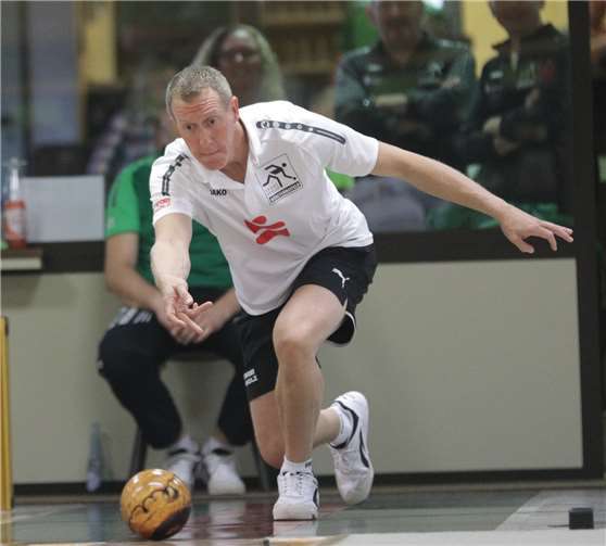 Sportkegler Bernd Göbel im Einsatz. privat