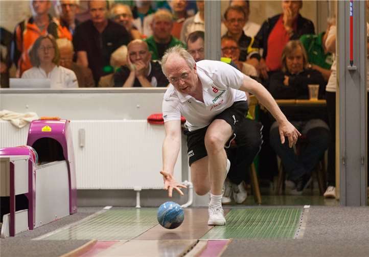 Sportkegler Rainer Stoffels ist der Mannschaftsbeste.Mike Killadt