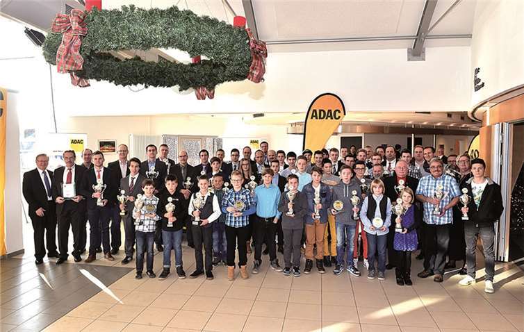 Sportlerehrung 2014: Gruppenbild vom Treffen in Ochtendung. privat