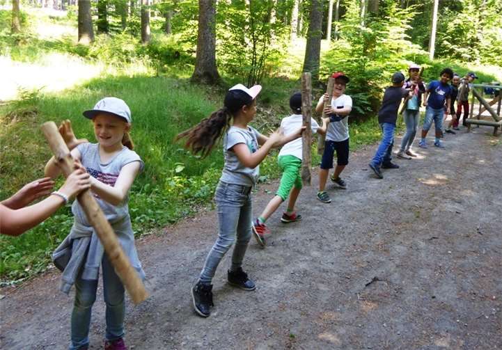 Sportliche Disziplinen gehörten auch zu den Waldjugendspielen.privat