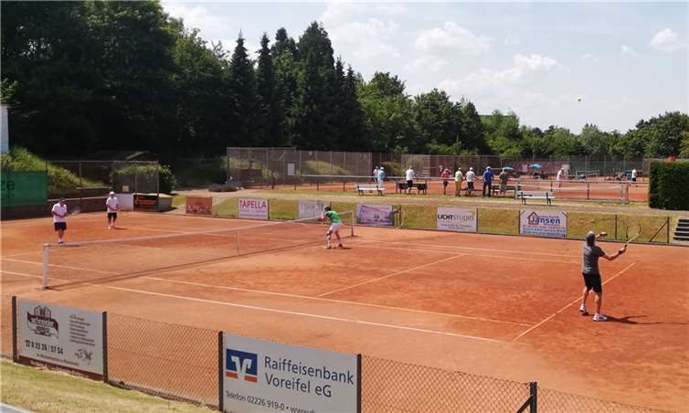 Sportliches Ringen. Fotos: TC Rheinbach