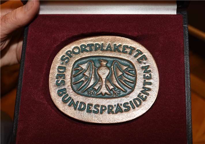 Sportplakette des Bundespräsidenten.