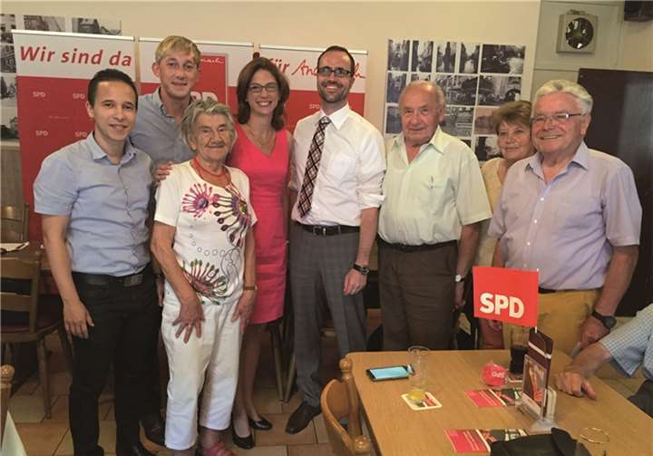 Staatsministerin Sabine Bätzing-Lichtenthäler war der Einladung der Senioren der Andernacher SPD zum Stammtisch gefolgt.privat