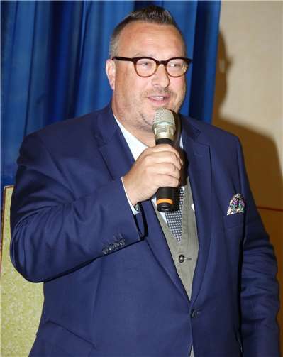 Staatssekretär Andy Becht (Ministerium f. Wirtschaft, Verkehr, Landwirtschaft, Weinbau) eröffnete als Ehrengast die Veranstaltung.