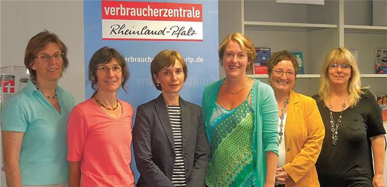 Staatssekretärin Beate Reich informierte sich bei der Verbraucherzentrale Koblenz über das vielfältige Angebot der Beratungsstelle. privat