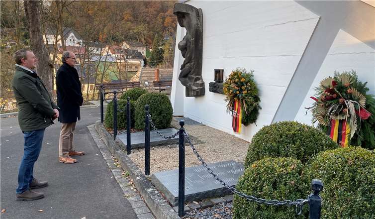 Stadtbürgermeister Arnold Hoffmann und Stadtratsmitglied Bernd Boeder.Fotos: Stadt Adenau