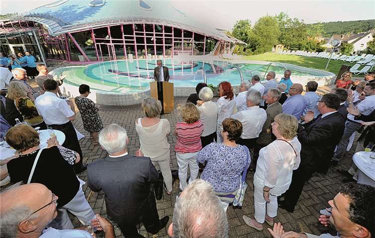 Stadtbürgermeister Guido Orthen erinnerte an die vereinten Anstrengungen, die nötig waren, um die Ahr-Thermen zu erhalten.FIX
