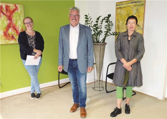 Stadtbürgermeister Hans Peter Ammel mit seiner Sekretärin Gaby Assenmacher und seiner persönlichen Referentin Bibiana Koch-Mittler. Foto: FRE