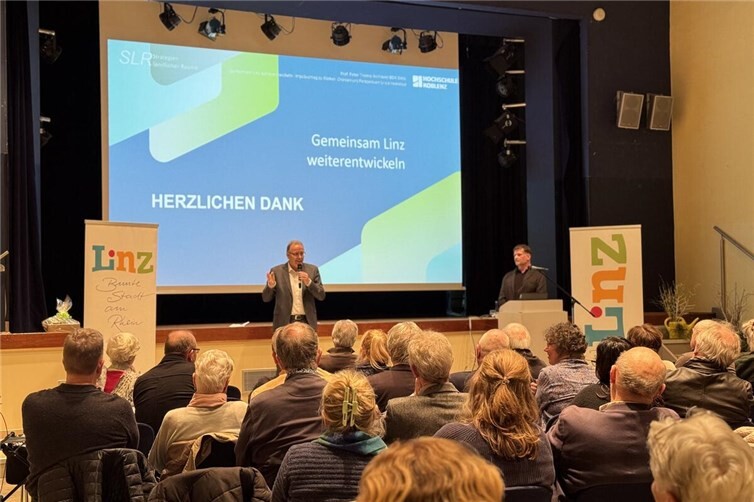 Stadtbürgermeister Helmut Muthers & Architekt Prof. Peter Thomé.