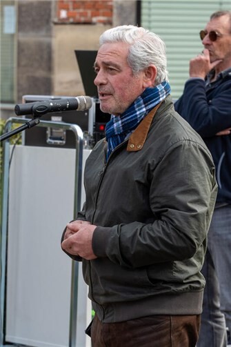 Stadtbürgermeister Rolf Jung hielt am Aktionstag gegen Rassismus ein Plädoyer für die Demokratie und dafür, keine Menschen auszugrenzen.