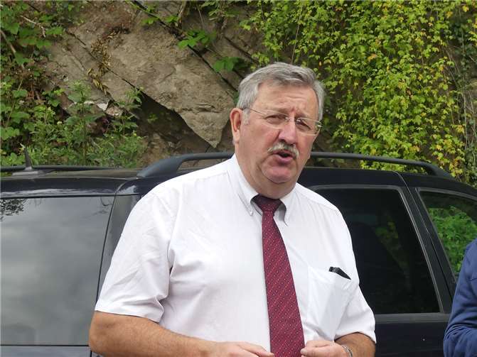 Stadtbürgermeister Walter Schmitz betonte die Wichtigkeit der Stadtwaldlinie für deren Nutzer.