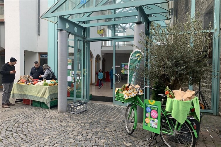 Stadtseite der Goethe-Passage „Em Flegge“, Foto vom letzten Nachhaltigkeitsmarkt 2024