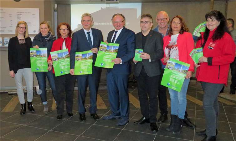 Stadtspitze und die Organisatoren präsentierten das Programm des Geysir-Frühlings 2018.  MKA