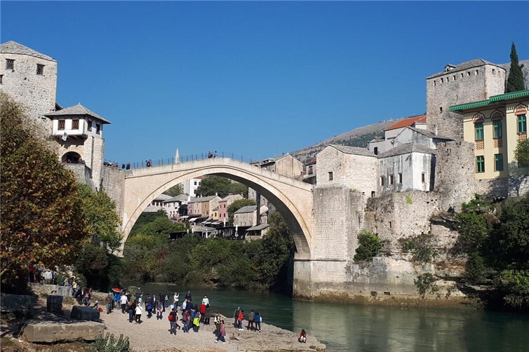 Stari Most, die alte Brücke, das Wahrzeichen von Mostar.