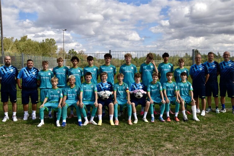 Starker Start, starker Zusammenhalt: Die C1 der JSG Vulkaneifel grüßt nach einer beeindruckenden Siegesserie von der Tabellenspitze der Bezirksliga.