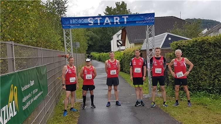 Start 10 km und HM in Gillenfeld. Fotos: privat