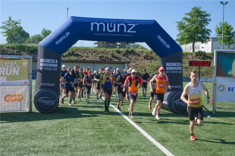 Start Trail27 über 27 Kilometer und 750 Höhenmetern