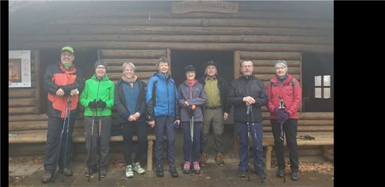 Start der Fitnesswanderung“.  Foto: Claudia Diensberg