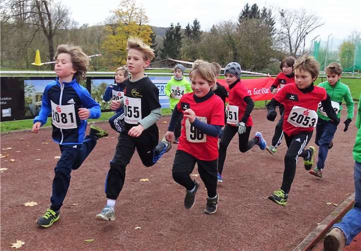 Start der U8 und U10-Teilnehmer. privat