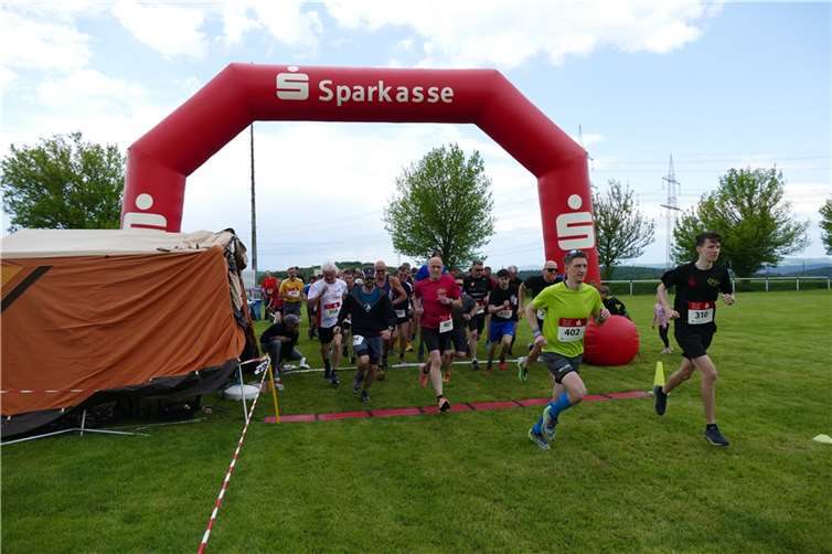 Start des 10-km-Laufs.  Fotos: privat