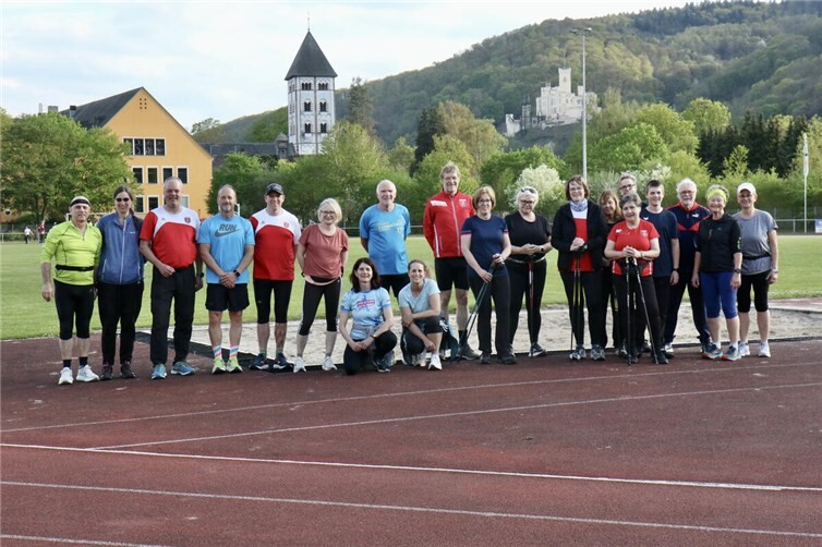 Startaufstellung im Rhein-Lahn-Stadion