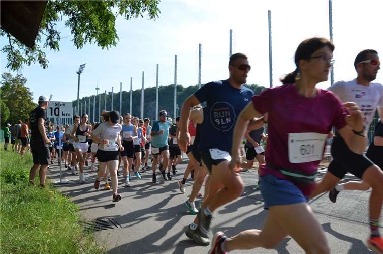 Starter über die 5km. Fotos: Verena Weiden