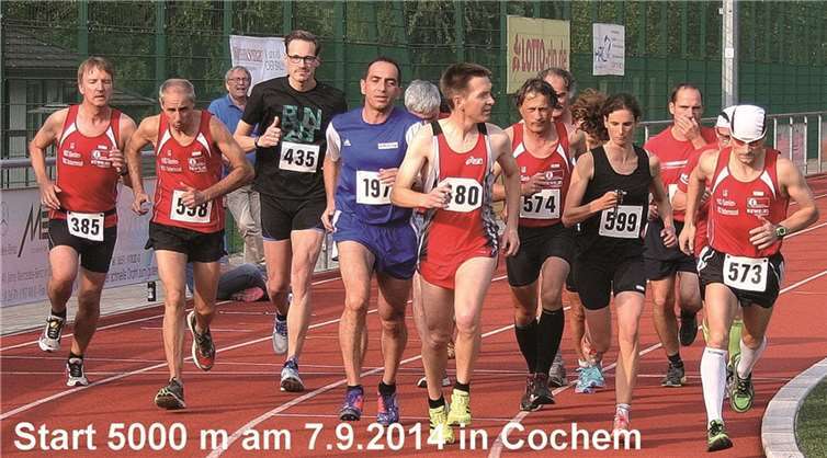 Starterfeld beim Bahnlauf am 7.September in Cochem. privat