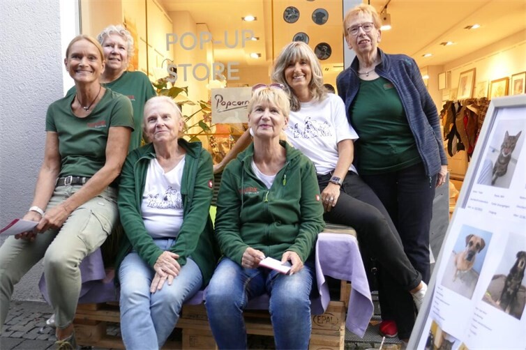 Startklar - Vorstand und Vereinsmitglieder! 
