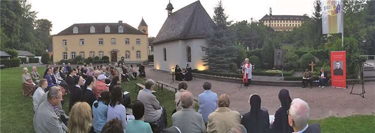 Statio zum Todestag am Grab von P. Franz Reinisch SAC. privat