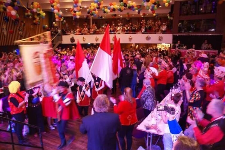 Statt in der Stadthalle Lahnstein veranstaltet das Carneval Comite Oberlahnstein in der Session 2027 seine Trockensitzungen in der Goetheschule und die Proklamation der Tollitäten im Hotel Wyndham Garden.