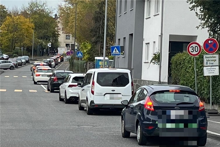 Stau auf der Sebastianusstraße.