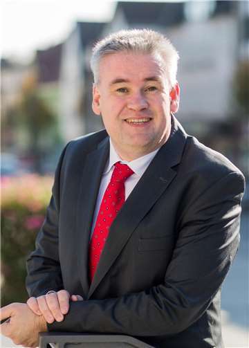 Stefan Fassbender will neuer Bürgermeister von Meckenheim werden.Foto: Heike Böschemeyer