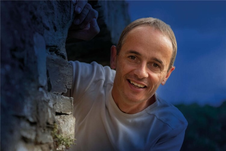 Stefan Gemmel ist am 23. April in Hachenburg zu sehen.