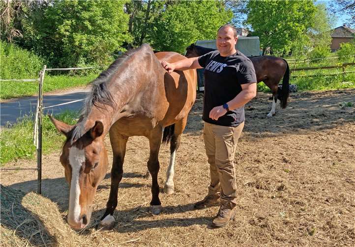 Stefan Kneip hat seine Ausbildung als Veterinärassistent bei der Kreisverwaltung Mayen-Koblenz abgeschlossen.Quelle: Kreis MYK