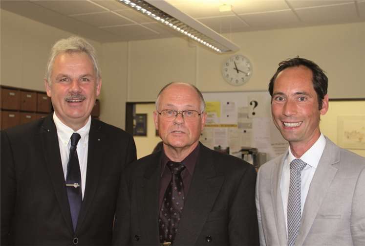 Stefan Raetz, Alfred Sprich und Stefan Schwarzer (v.l.n.r.) blickten bei der Verabschiedung auf schöne Jahre zurück.privat