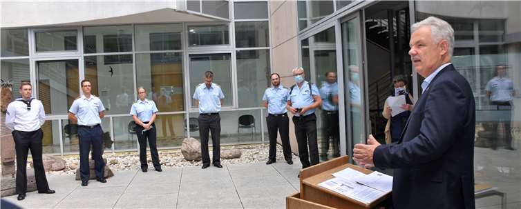 Stefan Reatz freute sich über die Teilnahme der Bundeswehr unter Führung von Brigadegeneral Ralf Hoffmann.