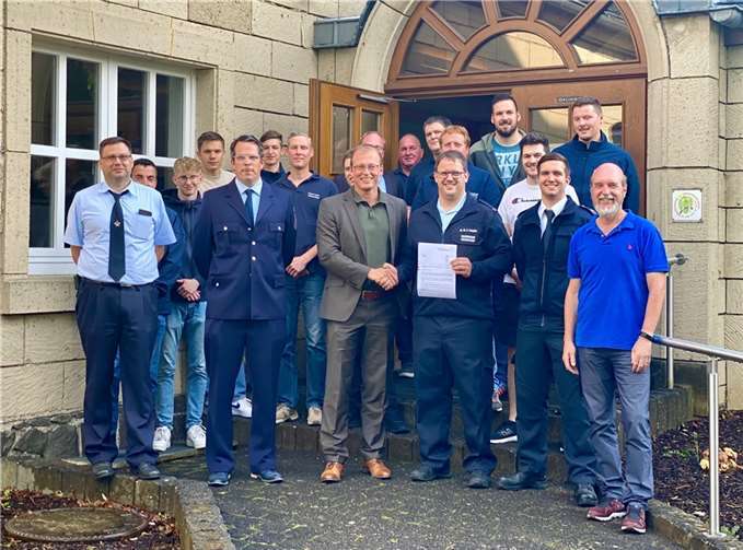 Stefan Schäfer wird neuer stellvertretender Wehrführer der Freiwilligen Feuerwehr in Volkesfeld und ist damit zweiter Mann hinter Matthias Wingender. Foto: VG Mendig