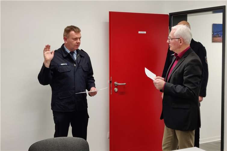 Stefan Wirth bei seiner Vereidigung.