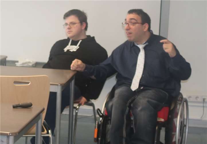 Stefan Zeidan berichtet eindrucksvoll von seiner beruflichen Perspektive.