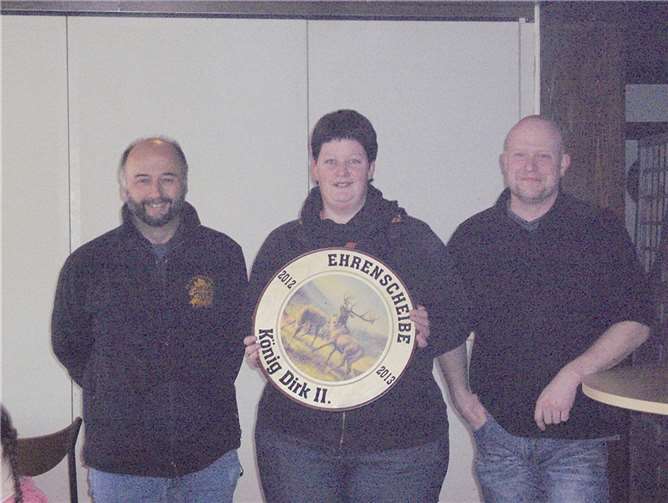 Stefanie Schiemann gewann die Ehrenscheibe des amtierenden Königs, Dirk II. privat