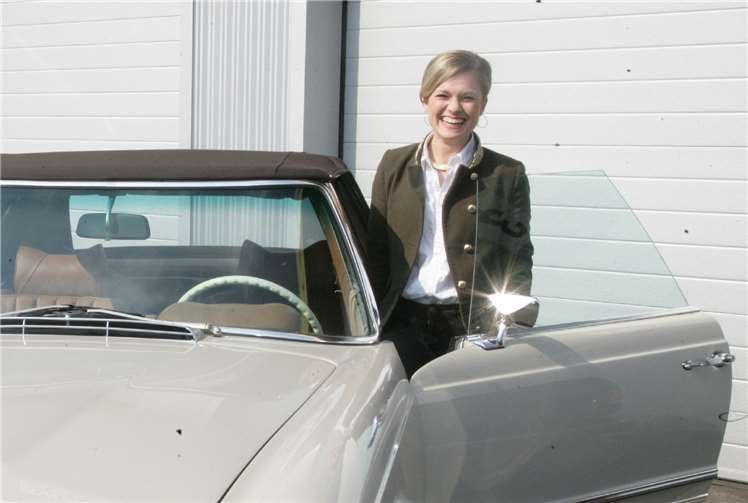 Steigen Sie ein bei der aktuellen Deutschen Weinkönigin Carolin Klöckner. Auch sie ist bei diesem besonderen Charity-Event mit am Start.Foto: Klaus-M. Jensen