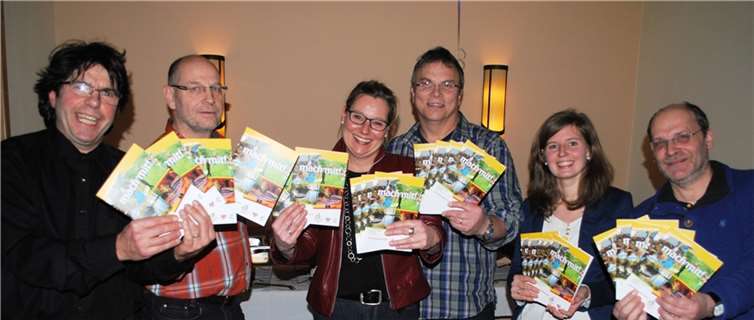 Stellten in Bad Ems das Jahresprogramm der evangelischen Jugend im Dekanat Nassauer Land vor v. re. Andreas Kleemann, Katharina Sanyang, Andreas Barth, Sabine Güntner, Torsten Knüppel und Werner Schreiner. Privat